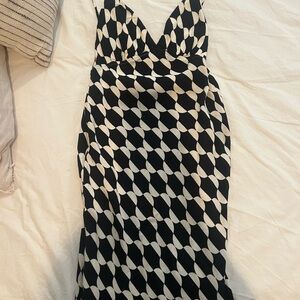 Black white Dissh dress